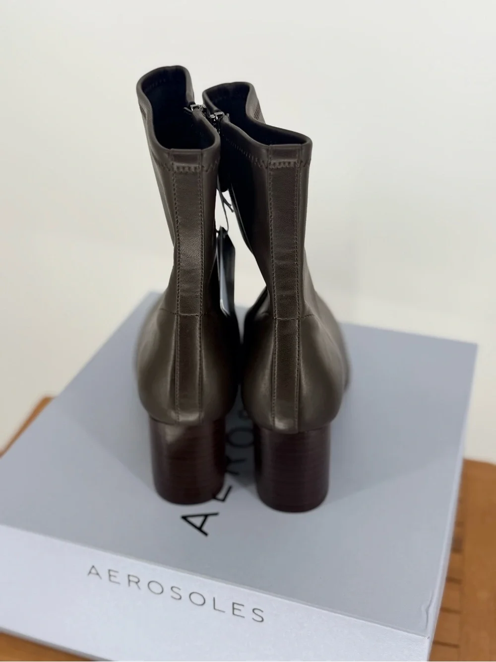 Aerosoles Women's Brown Square-Toe Ankle Boots MILEY STRETCH SIZE 8W
